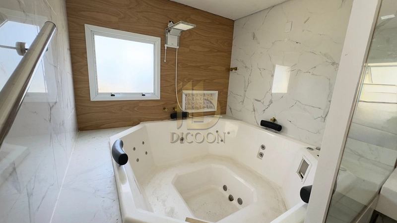 Casa de Alto Padrão para Venda com 4 Suítes, Piscina e Área Gourmet no Bairro Niterói – Canoas/RS: 4ª foto da galeria de imagens do imóvel