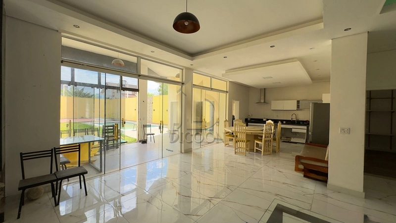 Casa de Alto Padrão para Venda com 4 Suítes, Piscina e Área Gourmet no Bairro Niterói – Canoas/RS: 3ª foto da galeria de imagens do imóvel