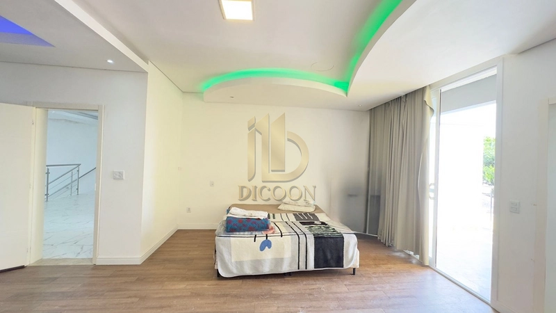 Casa de Alto Padrão para Venda com 4 Suítes, Piscina e Área Gourmet no Bairro Niterói – Canoas/RS: 12ª foto da galeria de imagens do imóvel