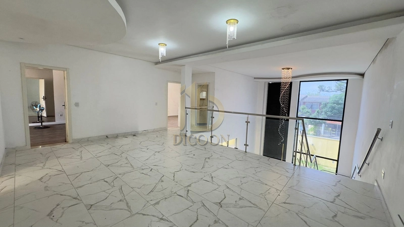 Casa de Alto Padrão para Venda com 4 Suítes, Piscina e Área Gourmet no Bairro Niterói – Canoas/RS: 11ª foto da galeria de imagens do imóvel