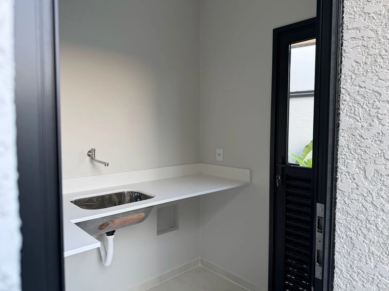 Casa Nova de Alto Padrão no Sunlake Votorantim | 4 Suítes, Piscina e Área Gourmet | Próx. Raposo Tavares: 35ª foto da galeria de imagens do imóvel