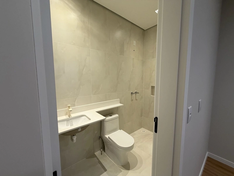 Casa Nova de Alto Padrão no Sunlake Votorantim | 4 Suítes, Piscina e Área Gourmet | Próx. Raposo Tavares: 28ª foto da galeria de imagens do imóvel
