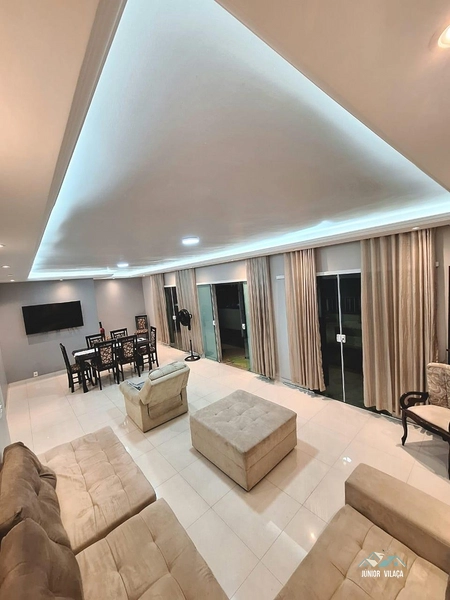 Alugo Excelente Cobertura com Vista para o mar – Centro | Macaé – RJ: 2ª foto da galeria de imagens do imóvel