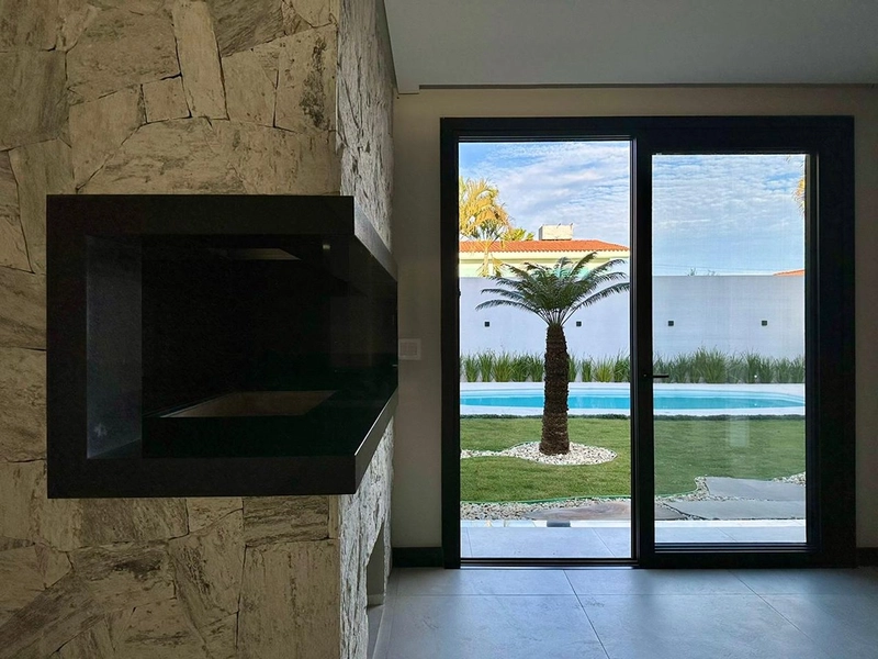 Sobrado novo em Atlântida : 9ª foto da galeria de imagens do imóvel