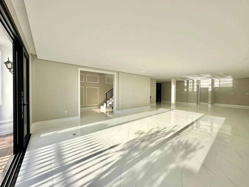 Sobrado novo em Atlântida : 7ª foto da galeria de imagens do imóvel