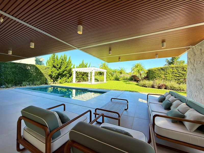 CASA À VENDA EM ATLÂNTIDA! 5 SUÍTES • 509 M² • LOTE DE ESQUINA: 14ª foto da galeria de imagens do imóvel