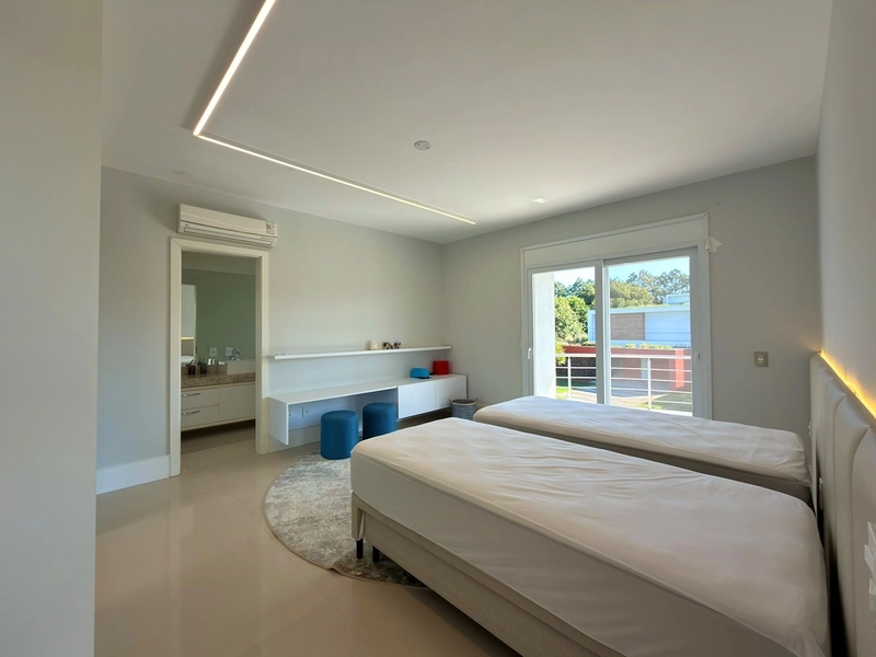 CASA À VENDA EM ATLÂNTIDA! 5 SUÍTES • 509 M² • LOTE DE ESQUINA: 13ª foto da galeria de imagens do imóvel