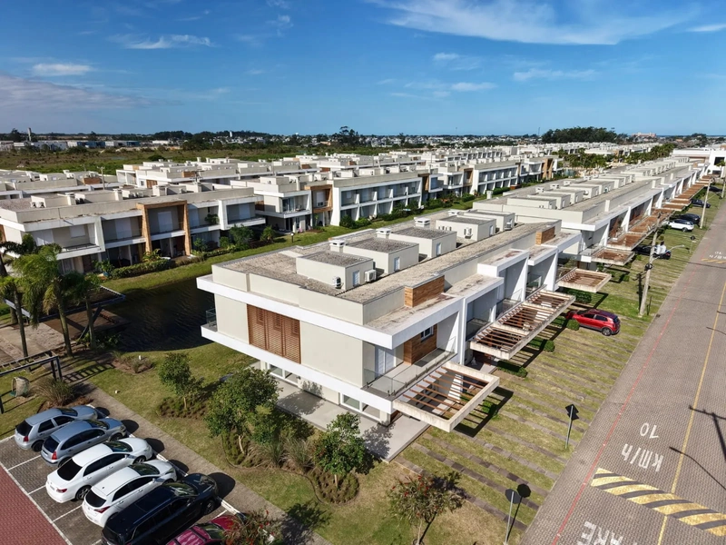CASA À VENDA EM CONDOMÍNIO: 4ª foto da galeria de imagens do imóvel