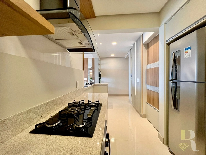 APARTAMENTO FINAMENTE DECORADO COM VISTA PARA O MAR: 21ª foto da galeria de imagens do imóvel