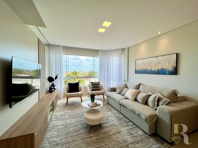 APARTAMENTO FINAMENTE DECORADO COM VISTA PARA O MAR: 2ª foto da galeria de imagens do imóvel
