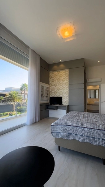 Exclusividade à Beira do Lago no Condomínio Playa Vista: 15ª foto da galeria de imagens do imóvel