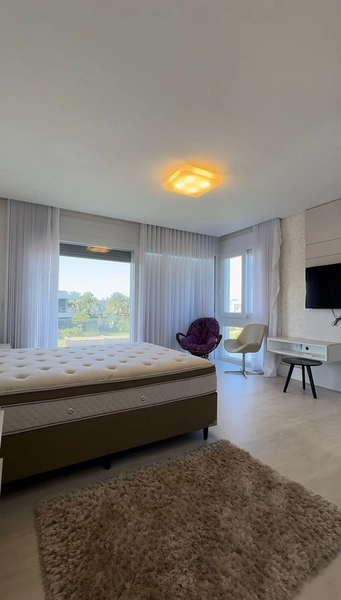 Exclusividade à Beira do Lago no Condomínio Playa Vista: 16ª foto da galeria de imagens do imóvel