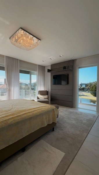 Exclusividade à Beira do Lago no Condomínio Playa Vista: 22ª foto da galeria de imagens do imóvel