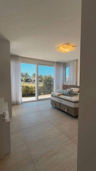 Exclusividade à Beira do Lago no Condomínio Playa Vista: 19ª foto da galeria de imagens do imóvel