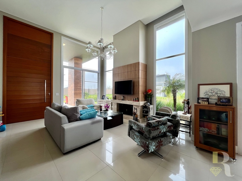 Casa Magnifica a Beira do Lago: 10ª foto da galeria de imagens do imóvel