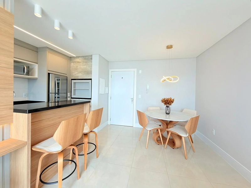 Apartamento à Venda no Centro – Vista para o Mar e Praça | Mobiliado: 10ª foto da galeria de imagens do imóvel