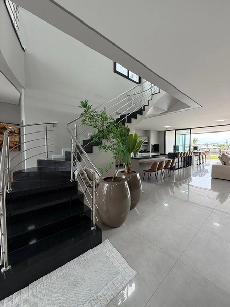 CASA NO VELAS DE FRENTE PARA A MARINA: 61ª foto da galeria de imagens do imóvel