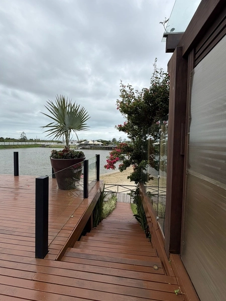 CASA NO VELAS DE FRENTE PARA A MARINA: 86ª foto da galeria de imagens do imóvel