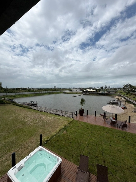 CASA NO VELAS DE FRENTE PARA A MARINA: 39ª foto da galeria de imagens do imóvel