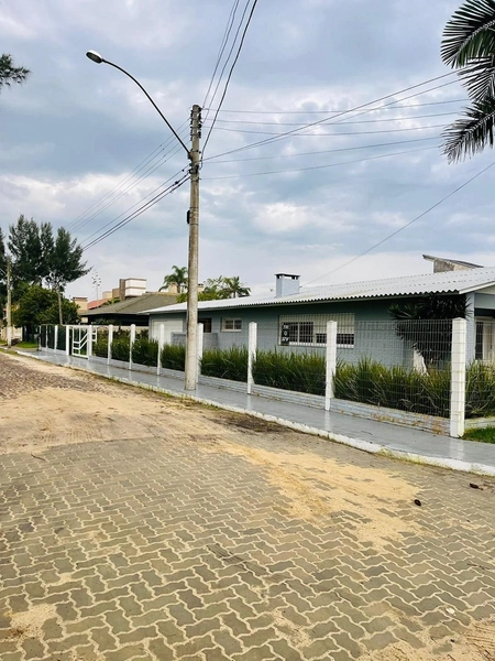 Casa Térrea Com Localização Privilegiada : 2ª foto da galeria de imagens do imóvel