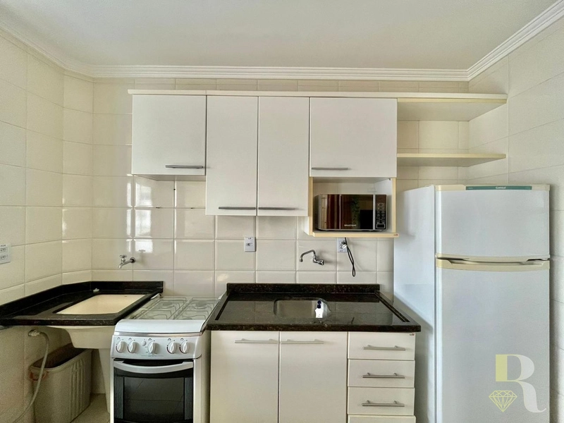 Apartamento mobiliado com vista mar no Centro de Capão da Canoa: 1ª foto da galeria de imagens do imóvel