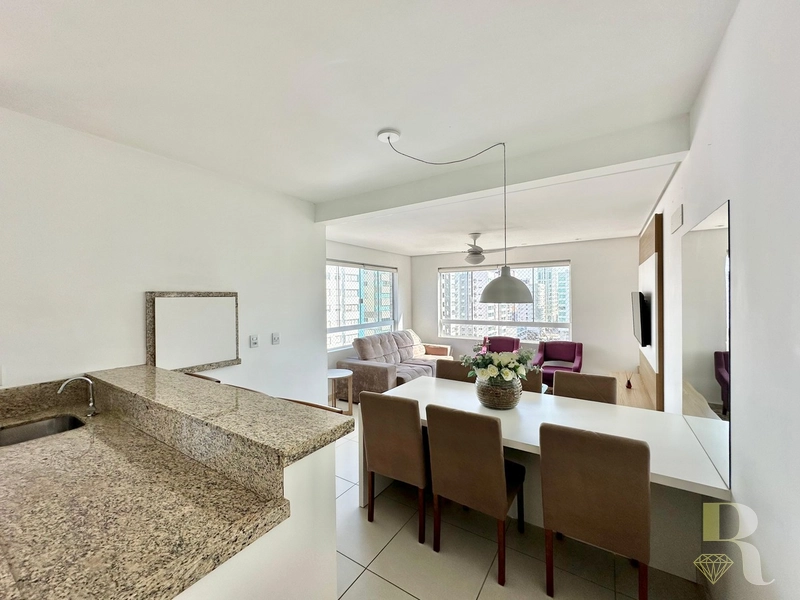 APARTAMENTO À VENDA COM VISTA PARA O MAR: 4ª foto da galeria de imagens do imóvel