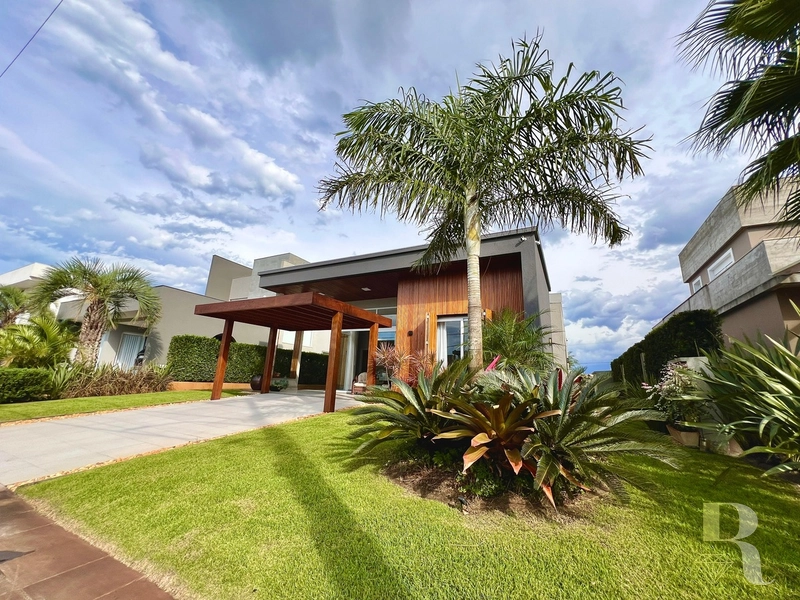 Excelente Casa Cond Quintas do Lago com Piscina: 3ª foto da galeria de imagens do imóvel