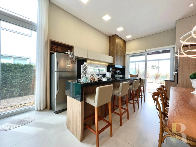 Excelente Casa Cond Quintas do Lago com Piscina: 4ª foto da galeria de imagens do imóvel