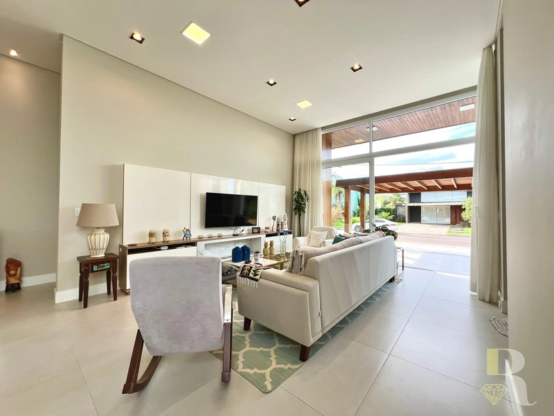 Excelente Casa Cond Quintas do Lago com Piscina: 8ª foto da galeria de imagens do imóvel