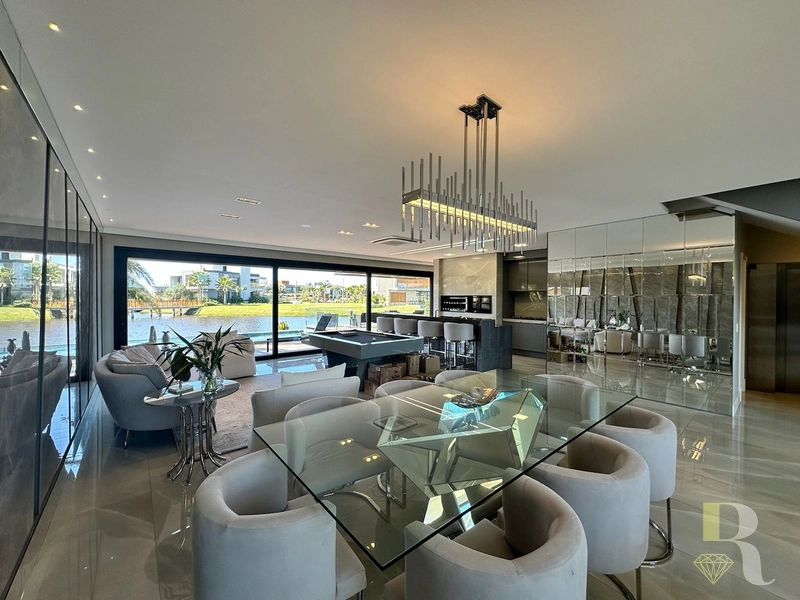 Excelente Mansão Condominio Sense: 2ª foto da galeria de imagens do imóvel