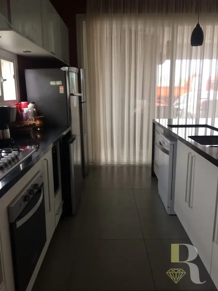 CASA TERREA CONSOMINIO MALIBU: 11ª foto da galeria de imagens do imóvel