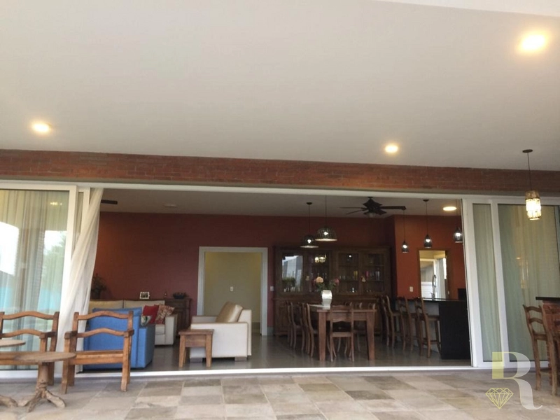 CASA TERREA CONSOMINIO MALIBU: 7ª foto da galeria de imagens do imóvel