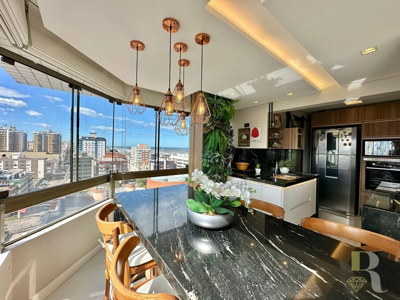 APARTAMENTO COM INFRA E VISTA PADA O MAR, JUNTO A PRAÇA DO FAROL: 6ª foto da galeria de imagens do imóvel