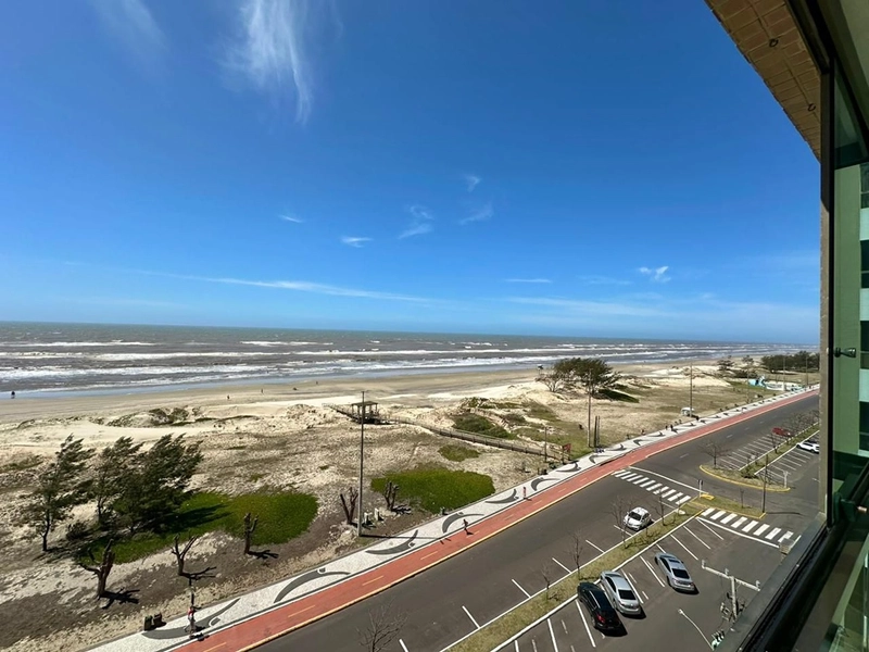 Localizado no bairro Navegantes, próximo à Praça Bassani.: 28ª foto da galeria de imagens do imóvel