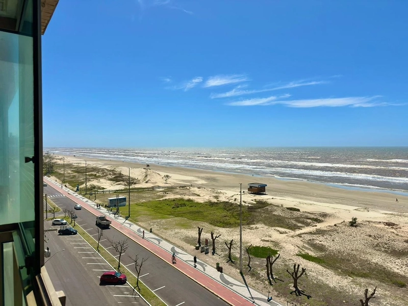 Localizado no bairro Navegantes, próximo à Praça Bassani.: 27ª foto da galeria de imagens do imóvel