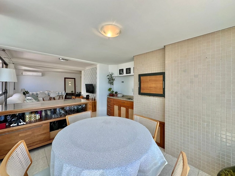 Localizado no bairro Navegantes, próximo à Praça Bassani.: 12ª foto da galeria de imagens do imóvel