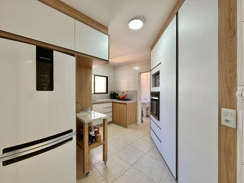 Localizado no bairro Navegantes, próximo à Praça Bassani.: 16ª foto da galeria de imagens do imóvel