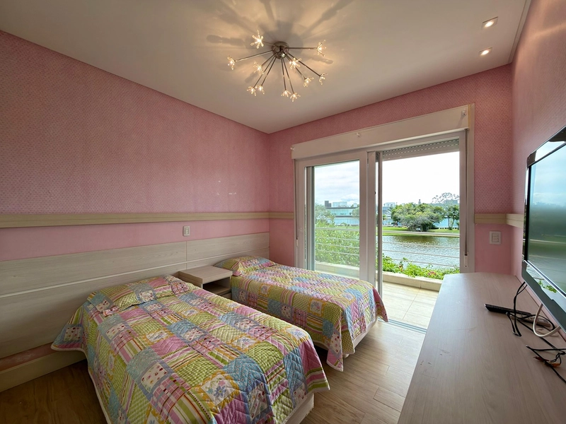 Bosques de Atlântida – Sobrado Beira Lago à Venda: 23ª foto da galeria de imagens do imóvel