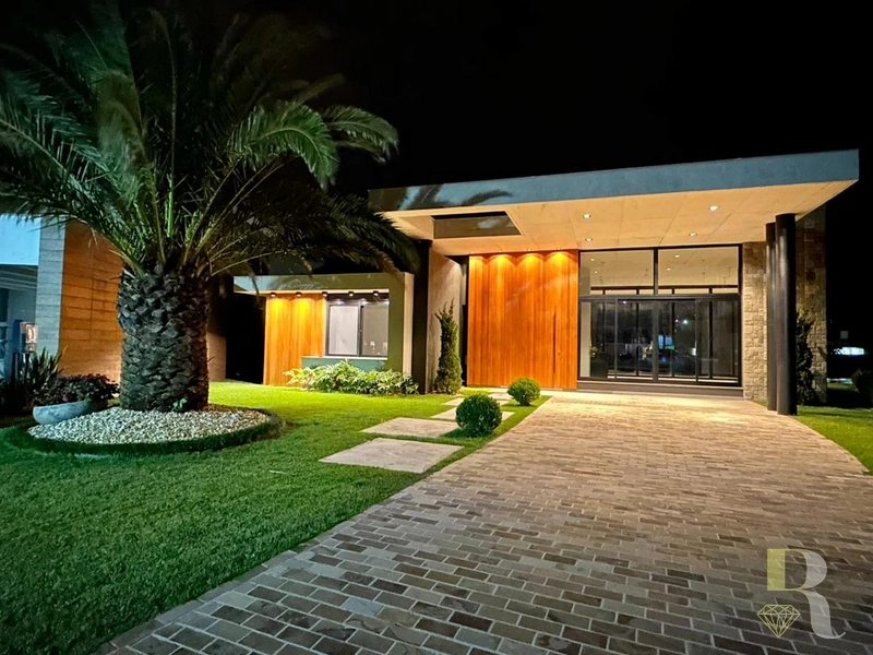 CASA EM CONDOMÍNIO FECHADO EM XANGRI-LÁ: 37ª foto da galeria de imagens do imóvel