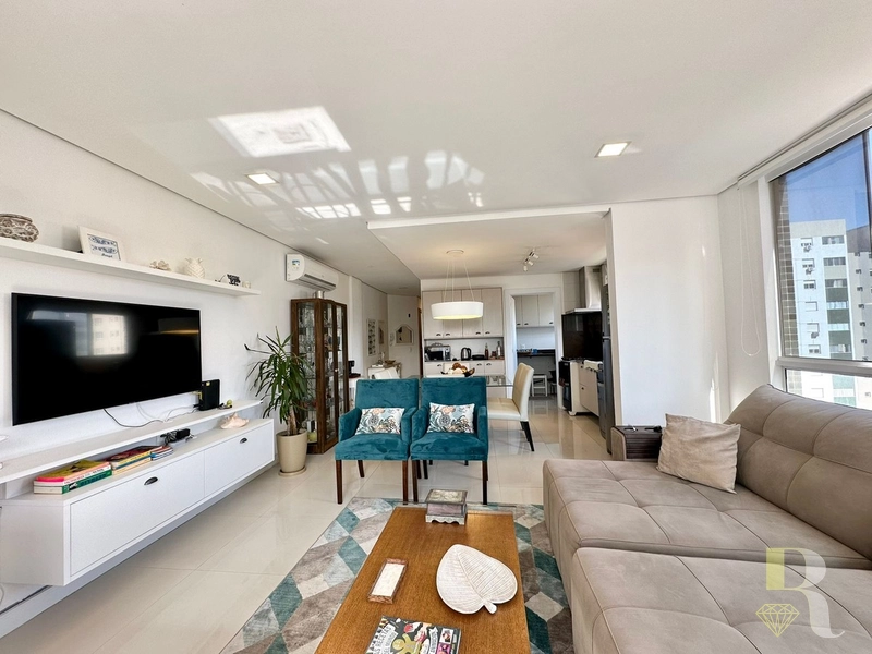 INCRÍVEL APARTAMENTO COM VISTA MAR!: 3ª foto da galeria de imagens do imóvel