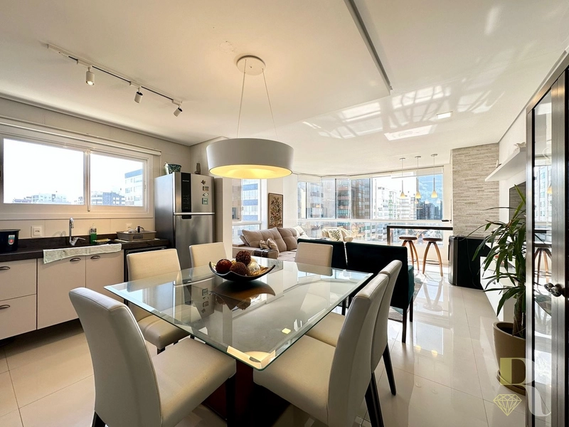 INCRÍVEL APARTAMENTO COM VISTA MAR!: 2ª foto da galeria de imagens do imóvel