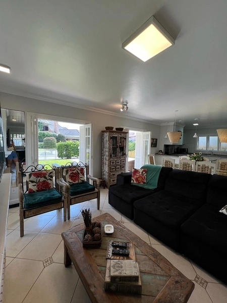 Casa Condomínio Centro de Atlântida: 6ª foto da galeria de imagens do imóvel