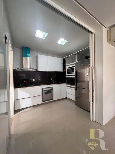 APARTAMENTO COM LINDA VISTA DO MAR!: 2ª foto da galeria de imagens do imóvel