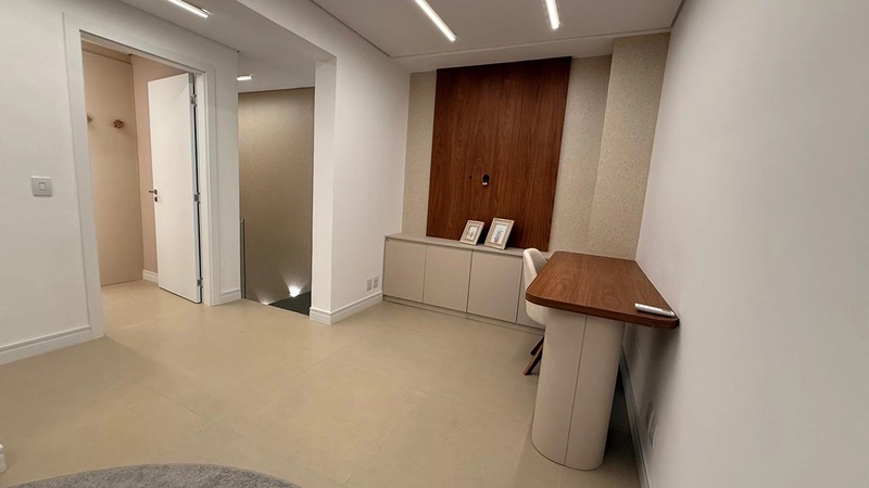 SOBRADO À VENDA EM ATLÂNTIDA: 10ª foto da galeria de imagens do imóvel