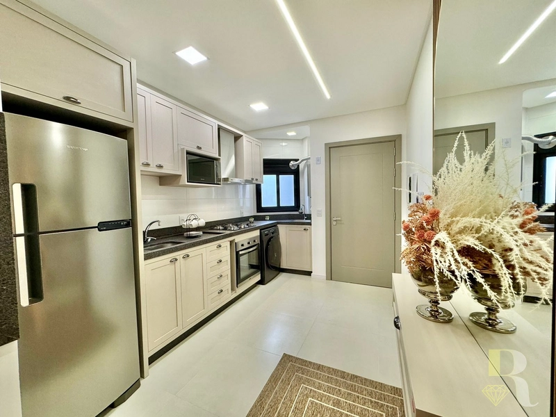Apartamento de 2 dormitórios, mobiliado e decorado em andar alto...: 17ª foto da galeria de imagens do imóvel