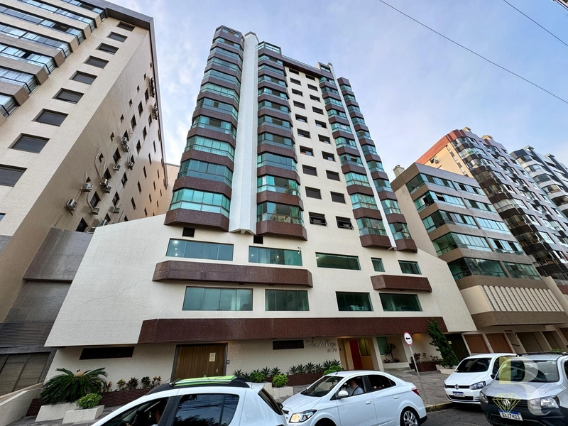 LINDO APTO DE 3 DORM. C/VISTA ETERNA DO MAR FRENTE PRAÇA: 23ª foto da galeria de imagens do imóvel