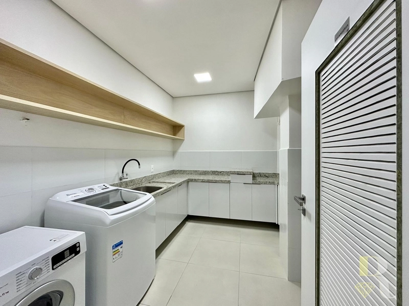 Amplo Apartamento com Terraço em L – Capão da Canoa: 10ª foto da galeria de imagens do imóvel