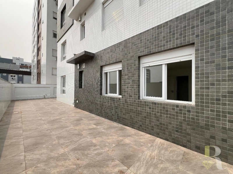 Amplo Apartamento com Terraço em L – Capão da Canoa: 24ª foto da galeria de imagens do imóvel