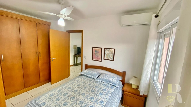 UM DORMITÓRIO DE FRENTE COM SUÍTE E LAVABO: 11ª foto da galeria de imagens do imóvel