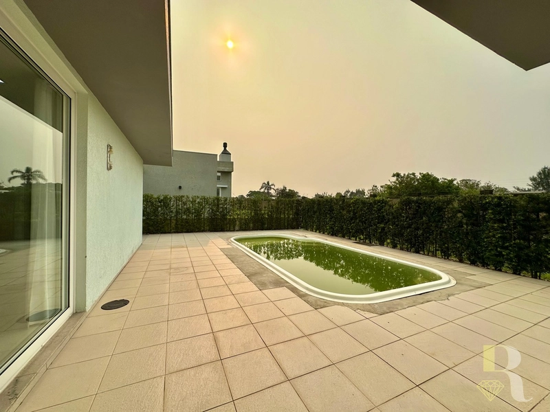SOBRADO À VENDA NO CONDOMINÍO DUBAI RESORT: 20ª foto da galeria de imagens do imóvel